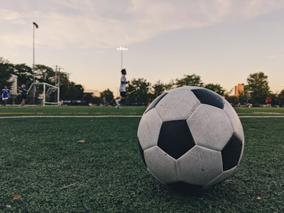 ليفربولواستونفيلامباشرالانمباراةمثيرةفيالدوريالإنجليزي
